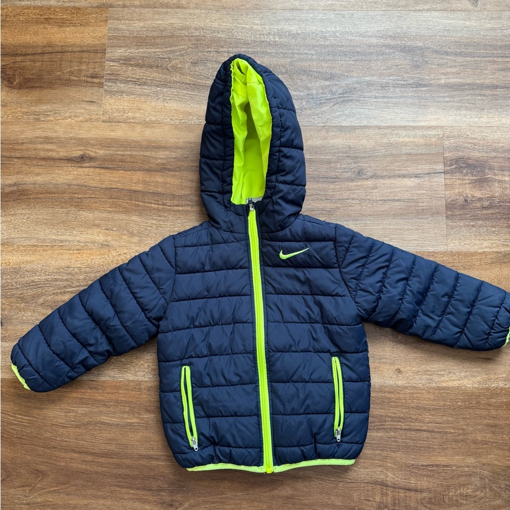 Nike Kids Puffer Jacket in Navy and Neon Green